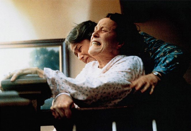 Stephen King: Dolores Clairborne - Filmfotók - Kathy Bates, Judy Parfitt