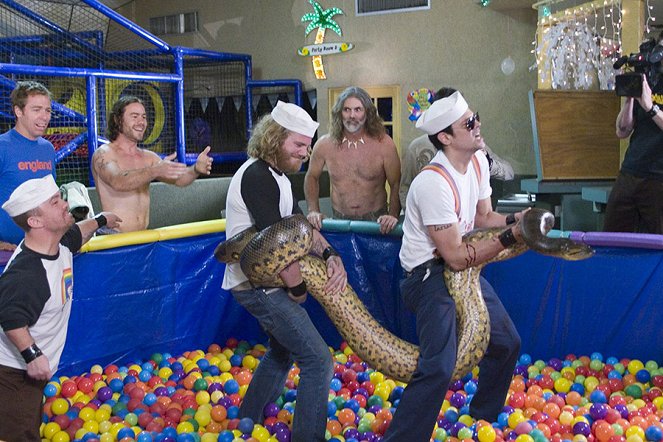 Jackass: Number Two - Do filme - Dave England, Jason Acuña, Chris Pontius, Ryan Dunn, Johnny Knoxville