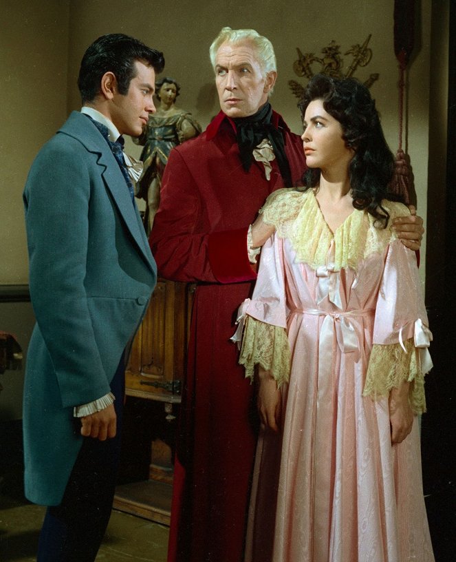 The Fall of the House of Usher - Photos - Mark Damon, Vincent Price, Myrna Fahey