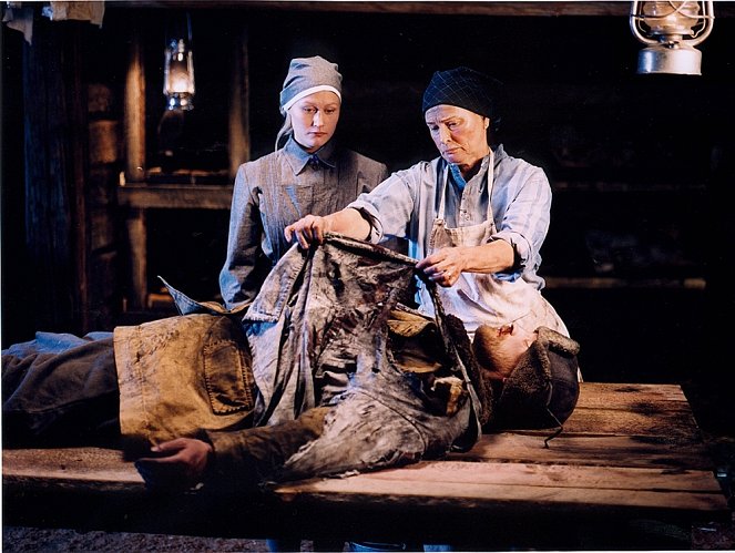 Lupaus - De la película - Hanna Lekander, Eeva-Maija Haukinen