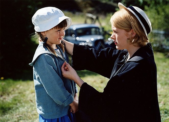 Lupaus - Z filmu - Katariina Utriainen, Laura Birn