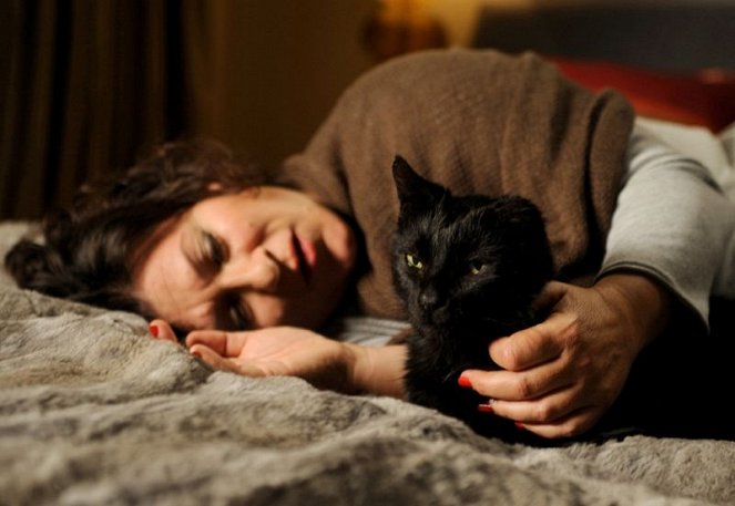 Das Glück ist eine Katze - De la película - Eva Mattes