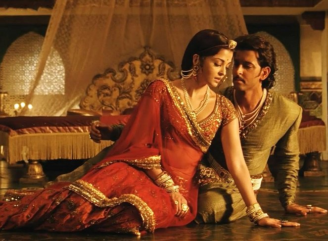 Jodhaa Akbar - De la película - Aishwarya Rai Bachchan, Hrithik Roshan