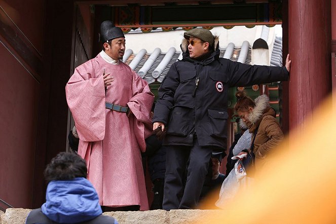 The Royal Tailor - Making of - Dong-seok Ma