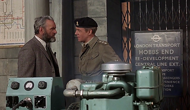 Quatermass and the Pit - Filmfotók - Andrew Keir, Bryan Marshall