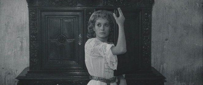 Les Créatures - Filmfotos - Catherine Deneuve