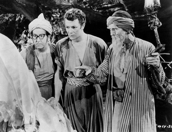 A Thousand and One Nights - Filmfotók - Phil Silvers, Cornel Wilde, Richard Hale