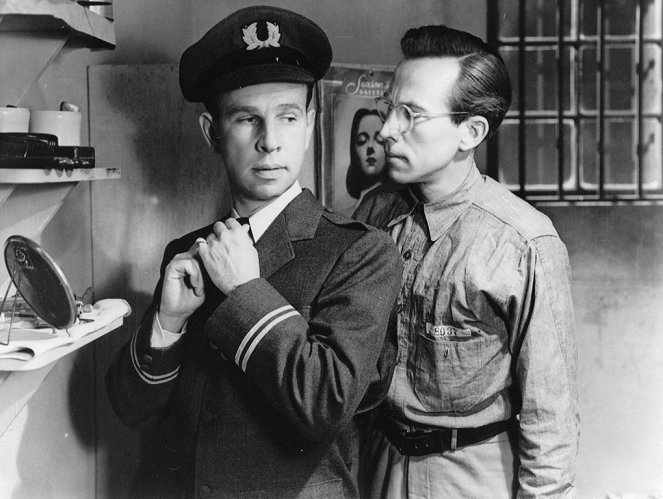 Brute Force - Filmfotók - Hume Cronyn, Whit Bissell