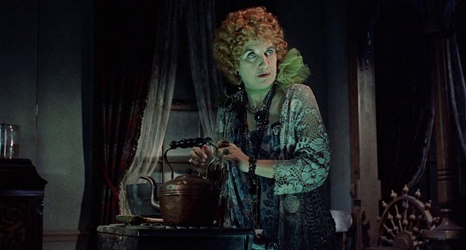 Zvon, kniha a svíčka - Z filmu - Hermione Gingold