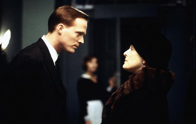 The Heart of Me - Film - Paul Bettany, Eleanor Bron