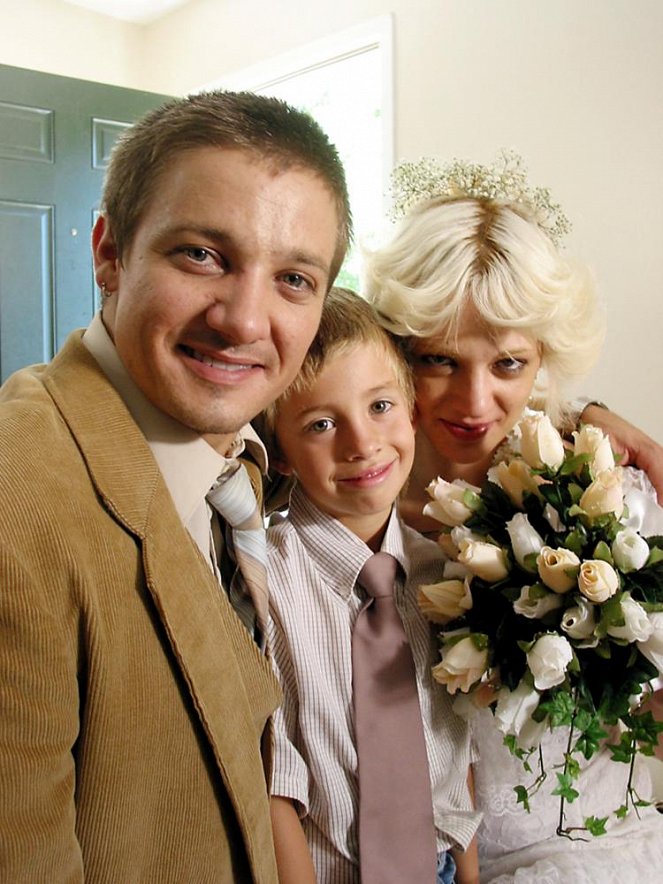 The Heart Is Deceitful Above All Things - Filmfotos - Jeremy Renner, Jimmy Bennett, Asia Argento