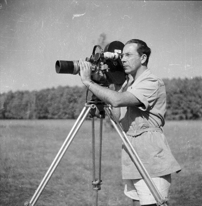 The History Of Hungarian Wildlife Filmmaking - Photos