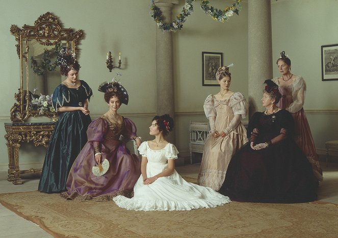 Wives and Daughters - Werbefoto - Keeley Hawes, Francesca Annis, Justine Waddell, Rosamund Pike, Penelope Wilton