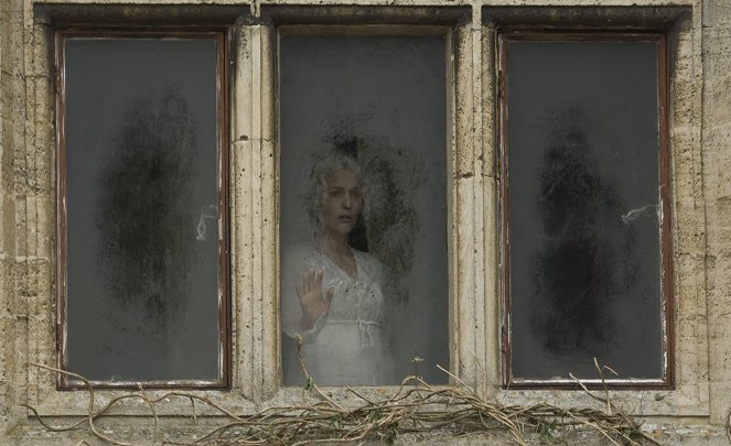 Great Expectations - Photos - Gillian Anderson