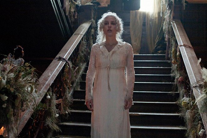 Great Expectations - Photos - Gillian Anderson
