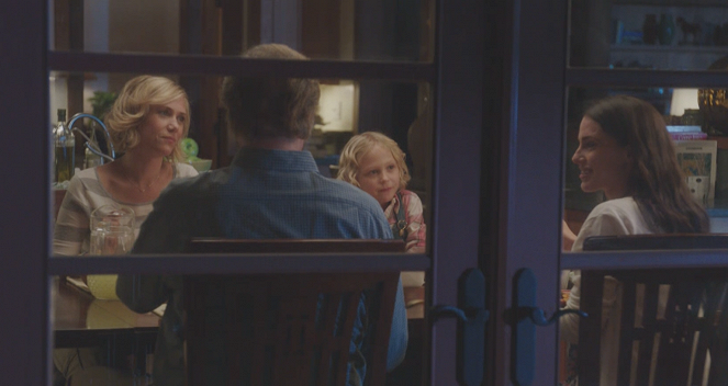 A Deadly Adoption - Do filme - Kristen Wiig, Alyvia Alyn Lind, Jessica Lowndes