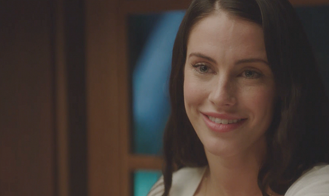 A Deadly Adoption - Filmfotos - Jessica Lowndes