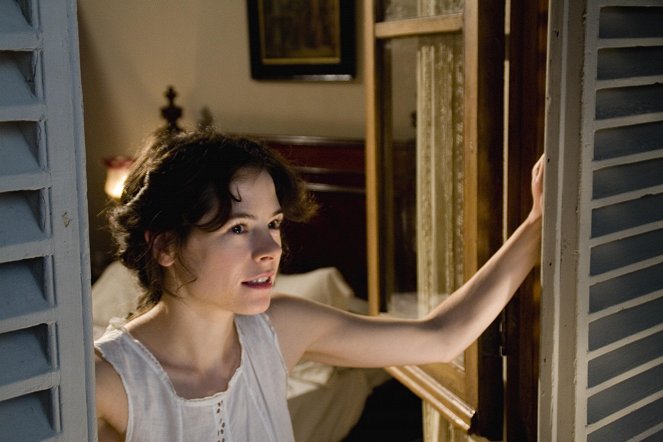A Room with a View - Filmfotos - Elaine Cassidy