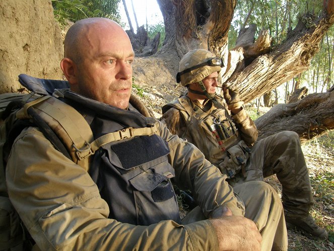 Ross Kemp Return To Afghanistan - De la película - Ross Kemp