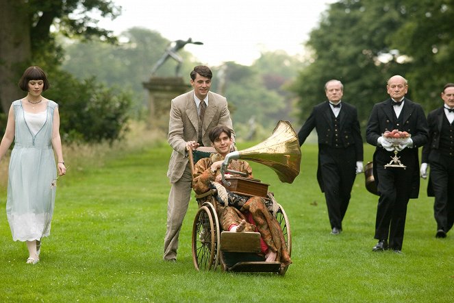 Návrat na Brideshead - Z filmu - Hayley Atwell, Matthew Goode, Ben Whishaw