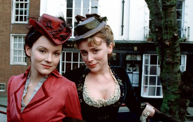 Tipping the Velvet - Promoción - Rachael Stirling, Keeley Hawes