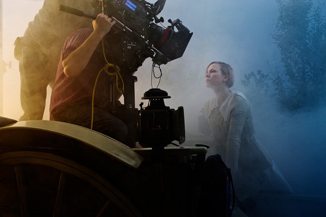 Parade's End - Making of - Adelaide Clemens