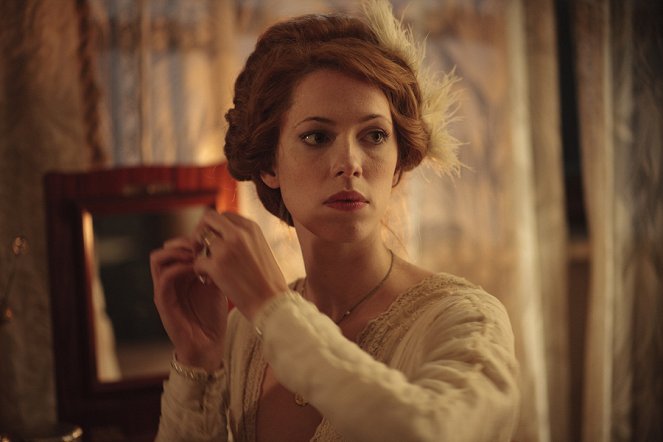 Parade's End - Van film - Rebecca Hall