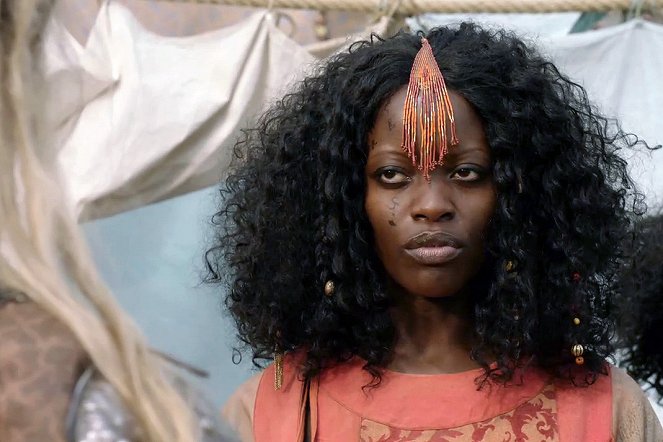 Das Vermächtnis der Wanderhure - De la película - Florence Kasumba