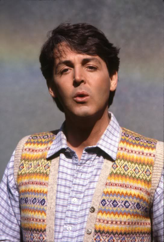 Paul McCartney: Waterfalls - Filmfotók - Paul McCartney
