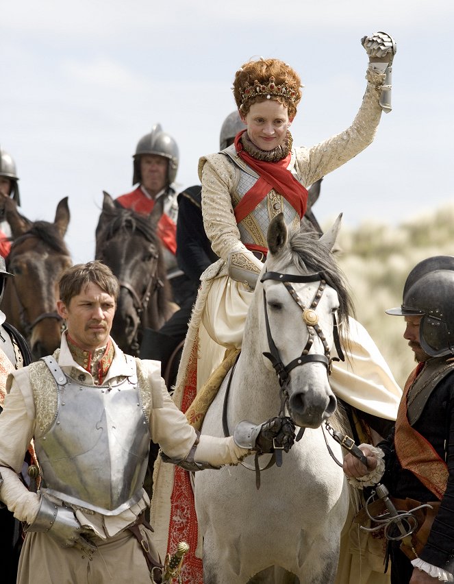 Elizabeth I - The Virgin Queen - Photos - Tom Hardy, Anne-Marie Duff