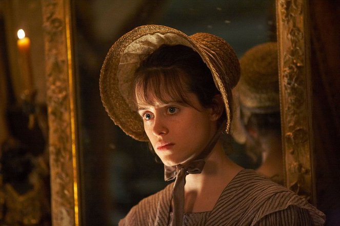 Pikku Dorrit - Kuvat elokuvasta - Claire Foy