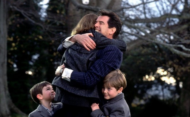 Ein Vater kämpft um seine Kinder - Filmfotos - Pierce Brosnan