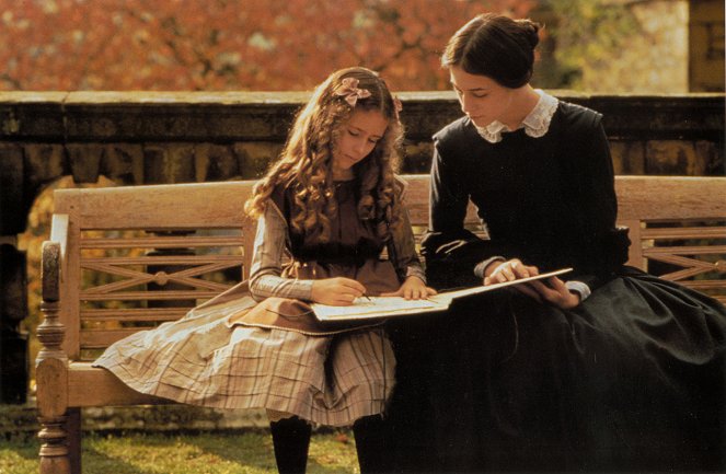 Jane Eyre - Kuvat elokuvasta - Joséphine Serre, Charlotte Gainsbourg