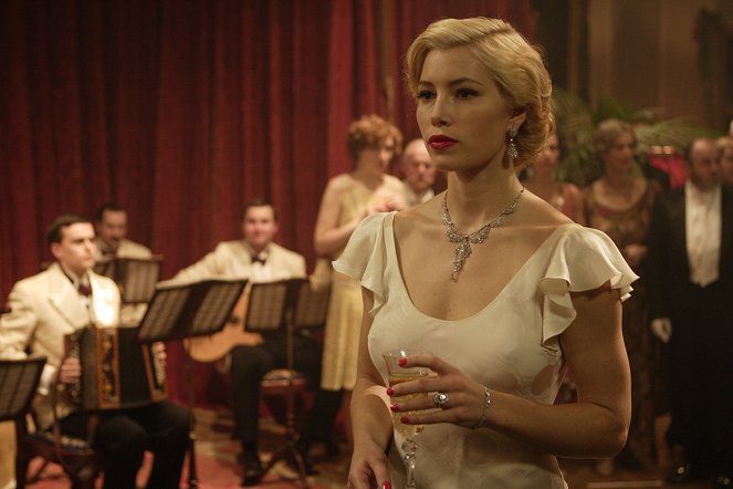 Easy Virtue - Van film - Jessica Biel