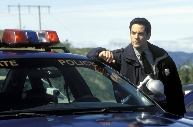 Final Destination 2 - Photos - Michael Landes