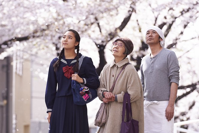 Kirsikkapuiden alla - Kuvat elokuvasta - Kyara Uchida, Kirin Kiki, Masatoshi Nagase