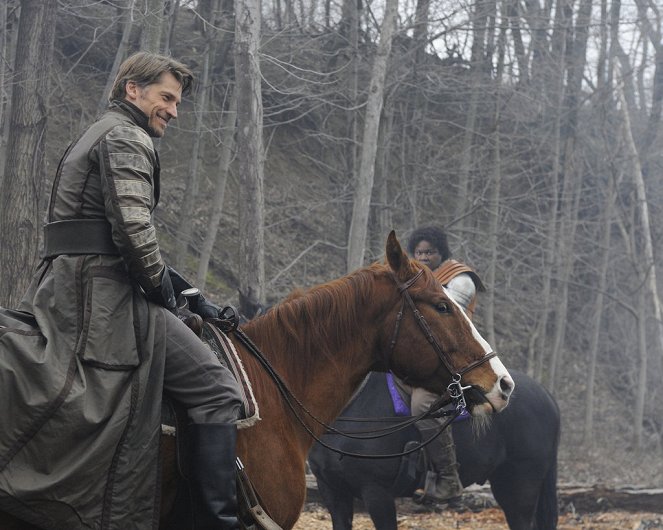 Saturday Night Live - Photos - Nikolaj Coster-Waldau, Leslie Jones