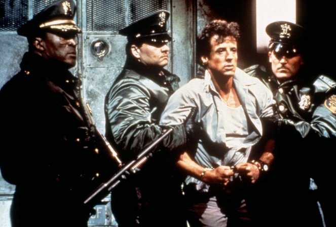 Lock Up - Photos - John Amos, Sylvester Stallone