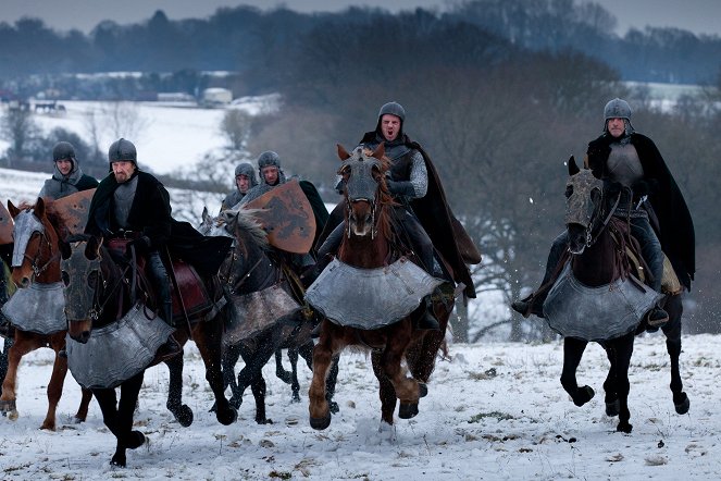 The Hollow Crown - Season 1 - Henry IV, Part 1 - Photos - David Hayman, Joe Armstrong, Mark Tandy