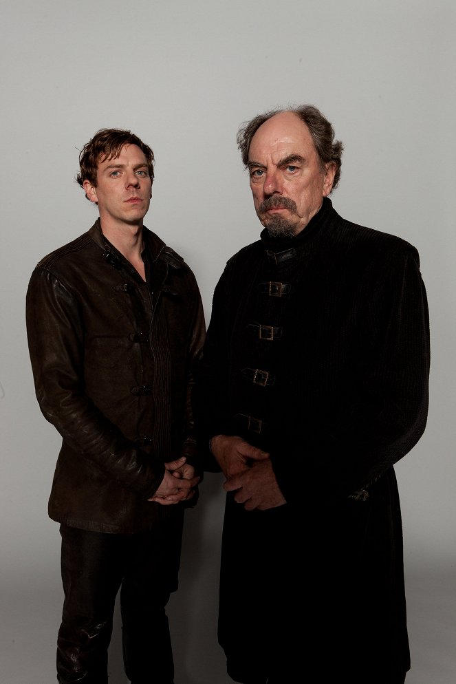 The Hollow Crown - Henry IV - Teil 1 - Werbefoto - Joe Armstrong, Alun Armstrong