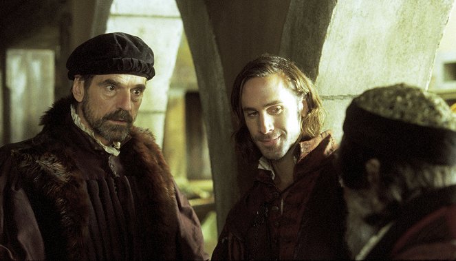 Kupiec wenecki - Z filmu - Jeremy Irons, Joseph Fiennes