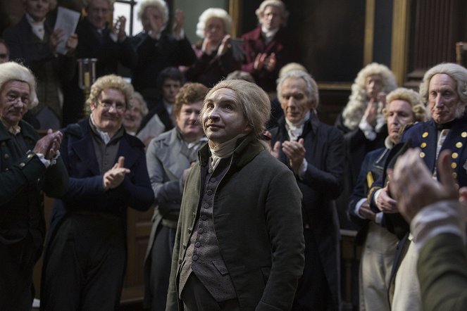 Jonathan Strange & Mr. Norrell - Chapter Two: How Is Lady Pole? - Photos - Eddie Marsan