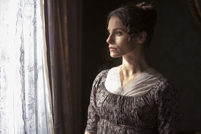 Jonathan Strange & Mr. Norrell - Chapter Four: All the Mirrors of the World - Van film - Charlotte Riley