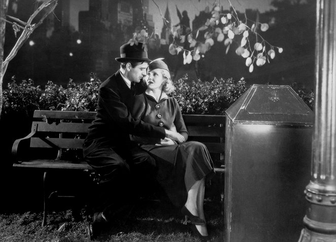Mr. Deeds Goes to Town - Photos - Gary Cooper, Jean Arthur