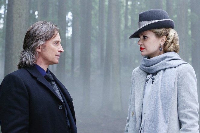 Once Upon a Time - Best Laid Plans - Photos - Robert Carlyle, Kristin Bauer van Straten
