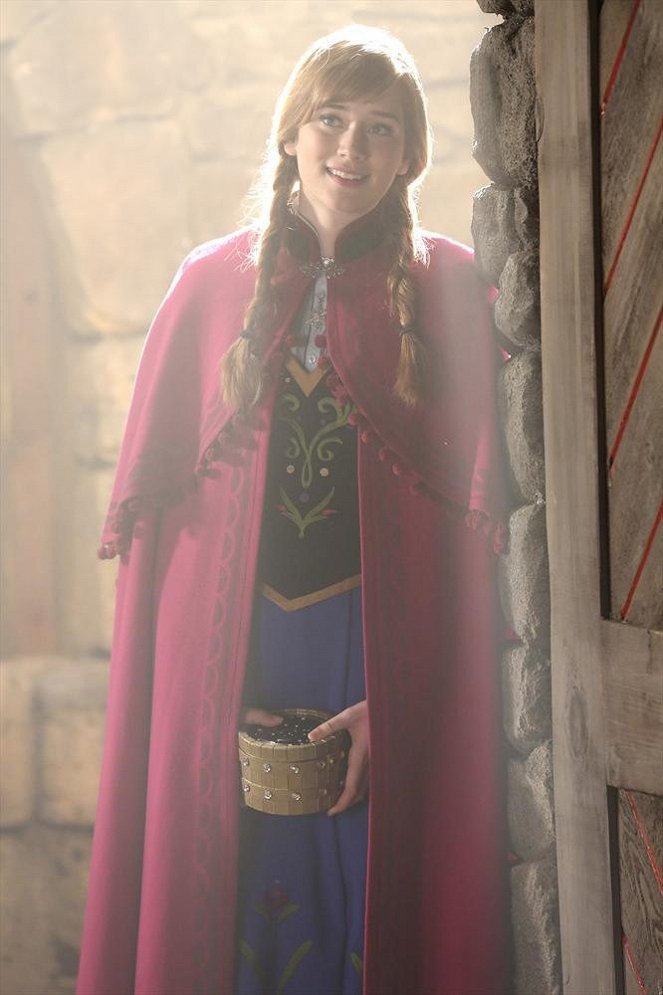 Once Upon a Time - The Apprentice - Photos - Elizabeth Lail
