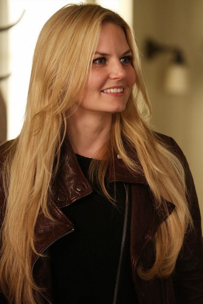 Once Upon a Time - The Snow Queen - Photos - Jennifer Morrison