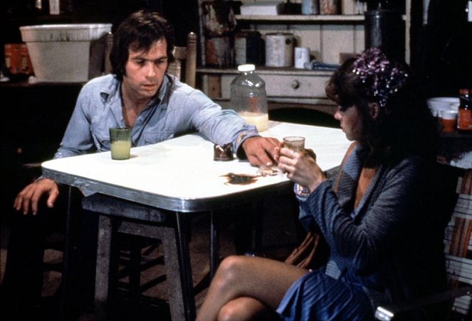 Cestou necestou - Z filmu - Tommy Lee Jones, Sally Field