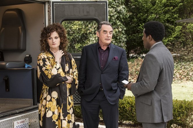 Devious Maids - From Here to Eternity - Photos - Rebecca Wisocky, Tom Irwin