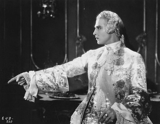 Monsieur Beaucaire - Kuvat elokuvasta - Rudolph Valentino
